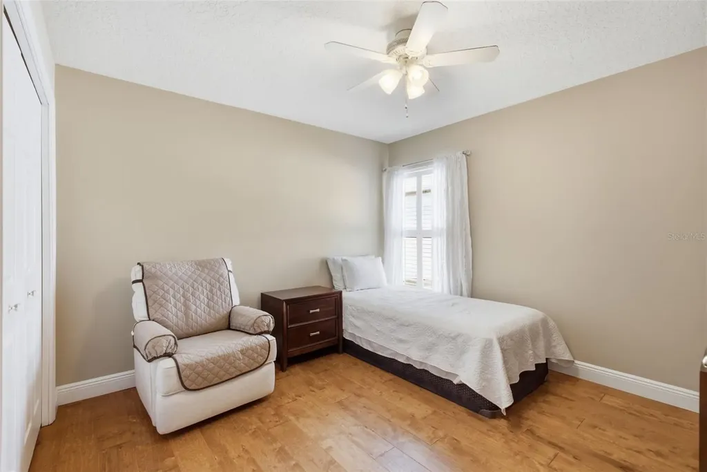 4704 Red Warbler Lane Valrico FL 33596