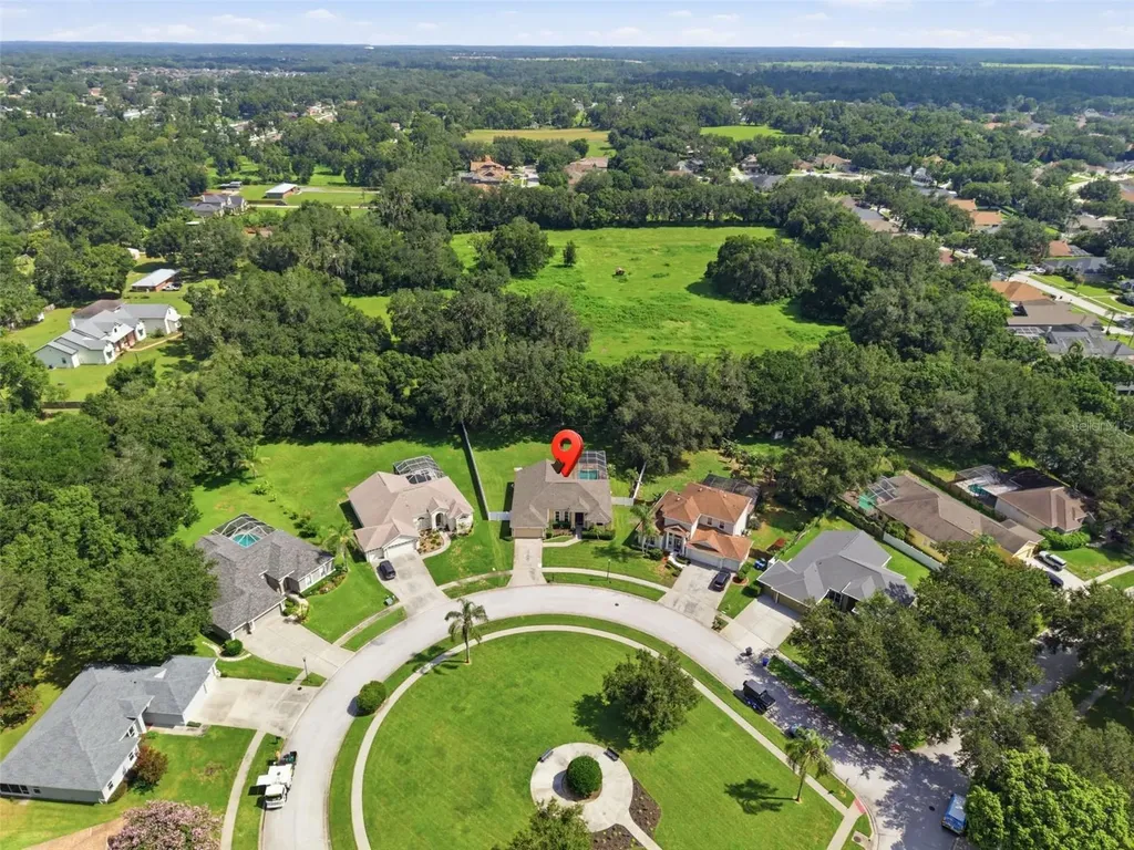 4704 Red Warbler Lane Valrico FL 33596