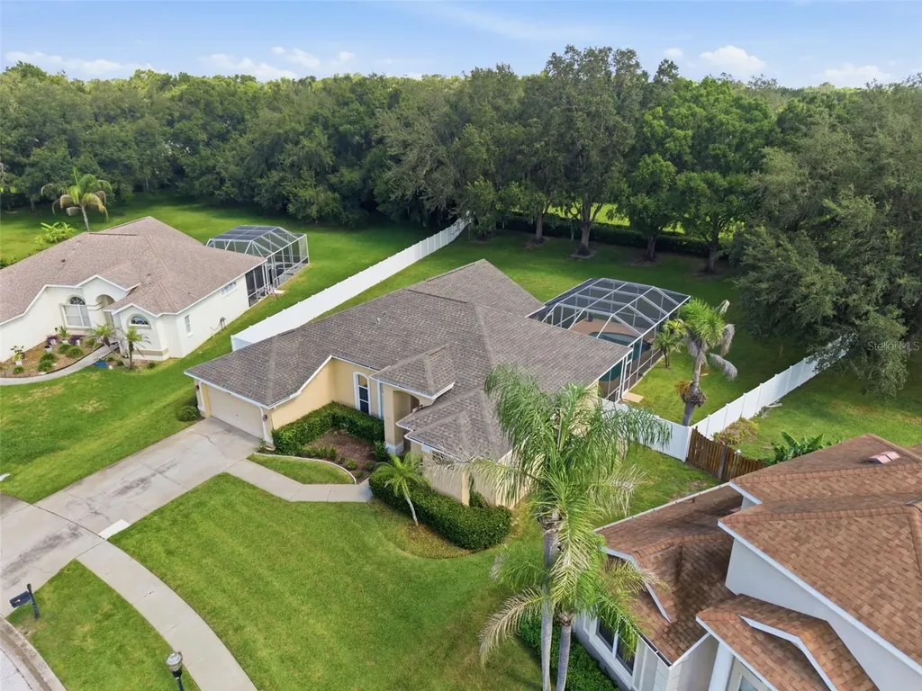 4704 Red Warbler Lane Valrico FL 33596
