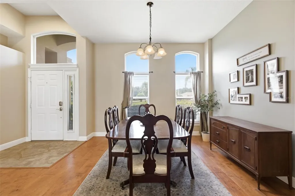 4704 Red Warbler Lane Valrico FL 33596