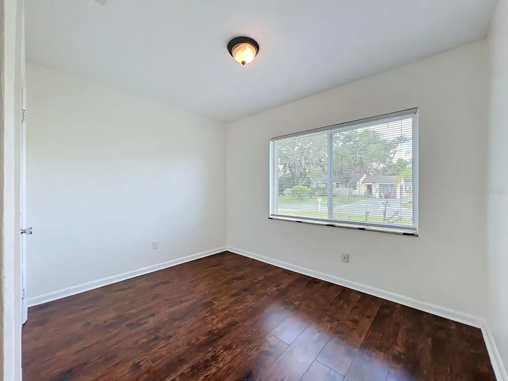 2437 S Myrtle Avenue Sanford FL 32771