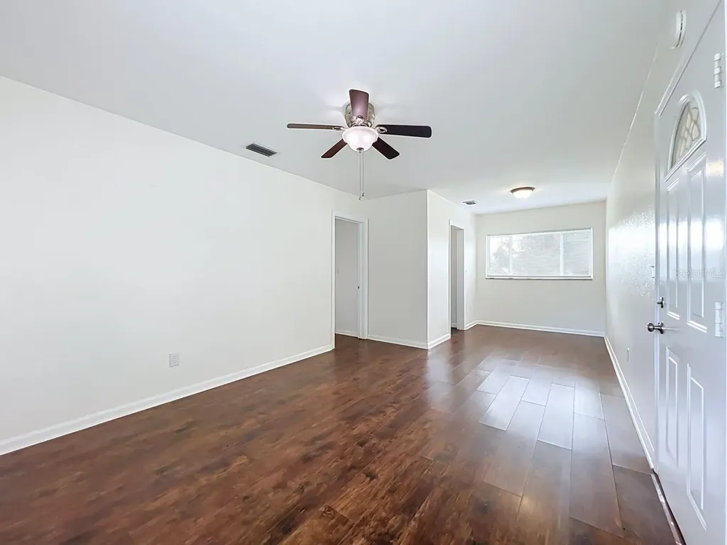 2437 S Myrtle Avenue Sanford FL 32771