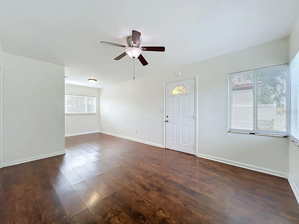 2437 S Myrtle Avenue Sanford FL 32771