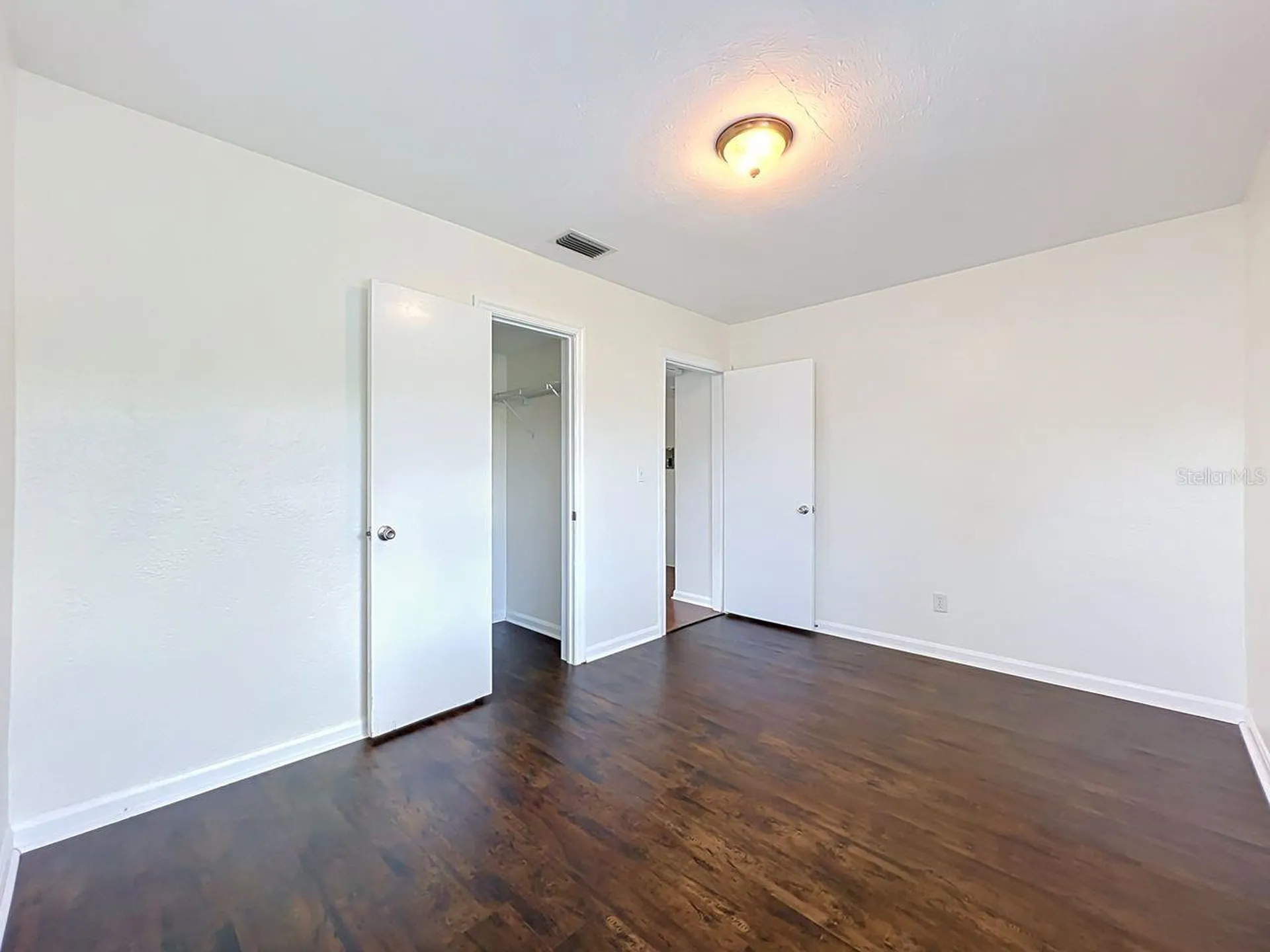 2437 S Myrtle Avenue Sanford FL 32771