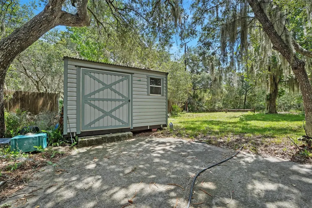 2372 Mitchell Island Road Deltona FL 32738