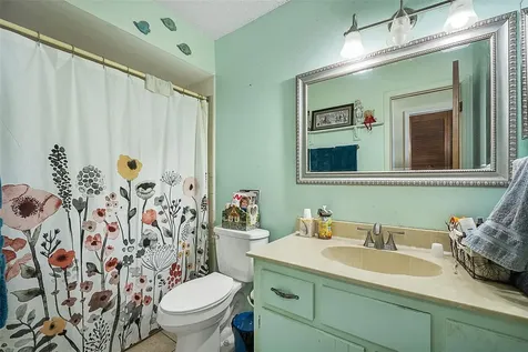 2372 Mitchell Island Road Deltona FL 32738