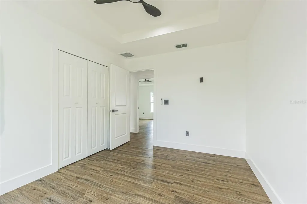 4250 Oak Bluff Avenue Holiday FL 34691