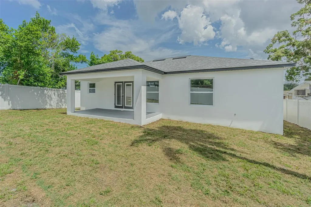4250 Oak Bluff Avenue Holiday FL 34691