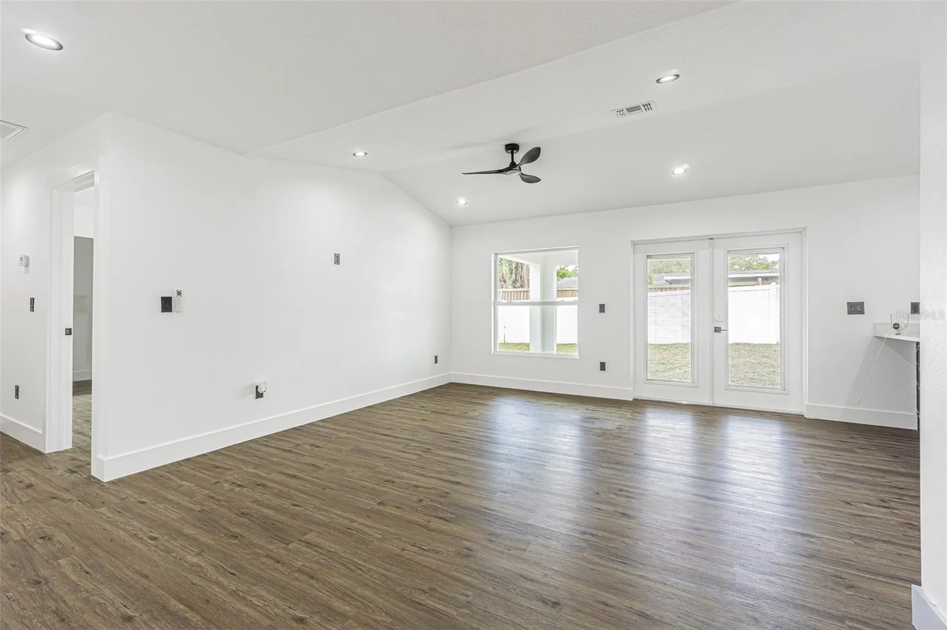 4250 Oak Bluff Avenue Holiday FL 34691