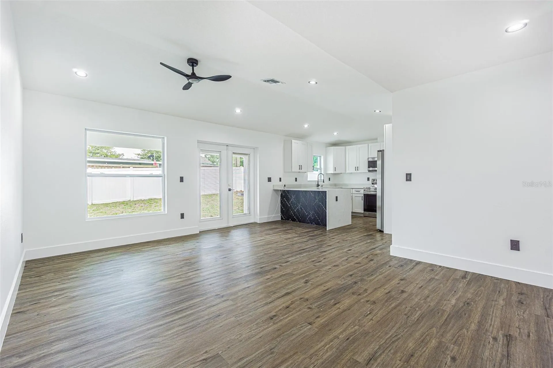 4250 Oak Bluff Avenue Holiday FL 34691