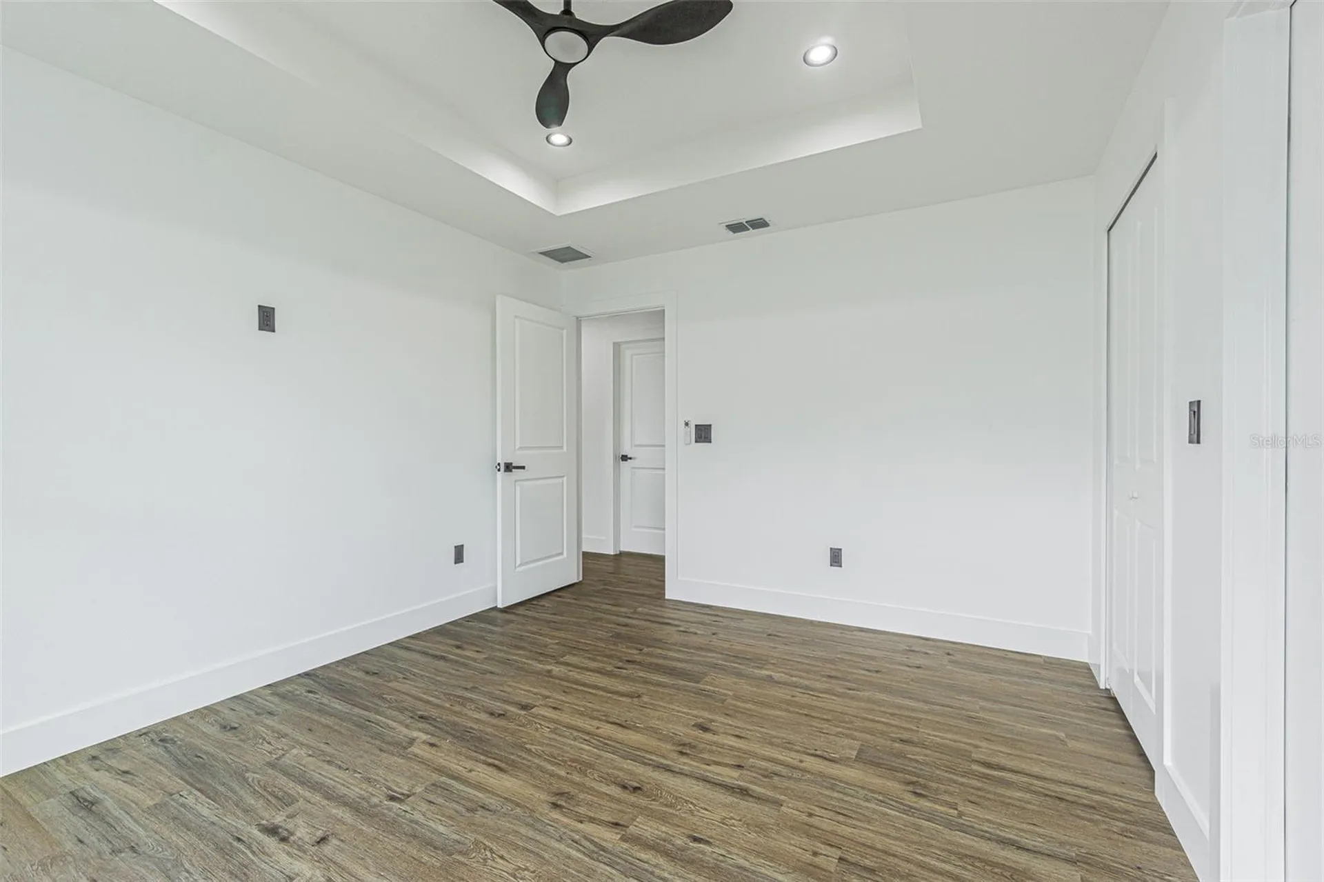 4250 Oak Bluff Avenue Holiday FL 34691