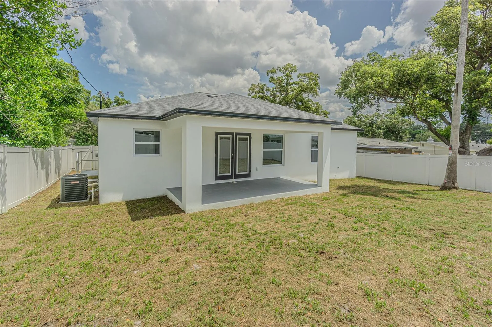 4250 Oak Bluff Avenue Holiday FL 34691