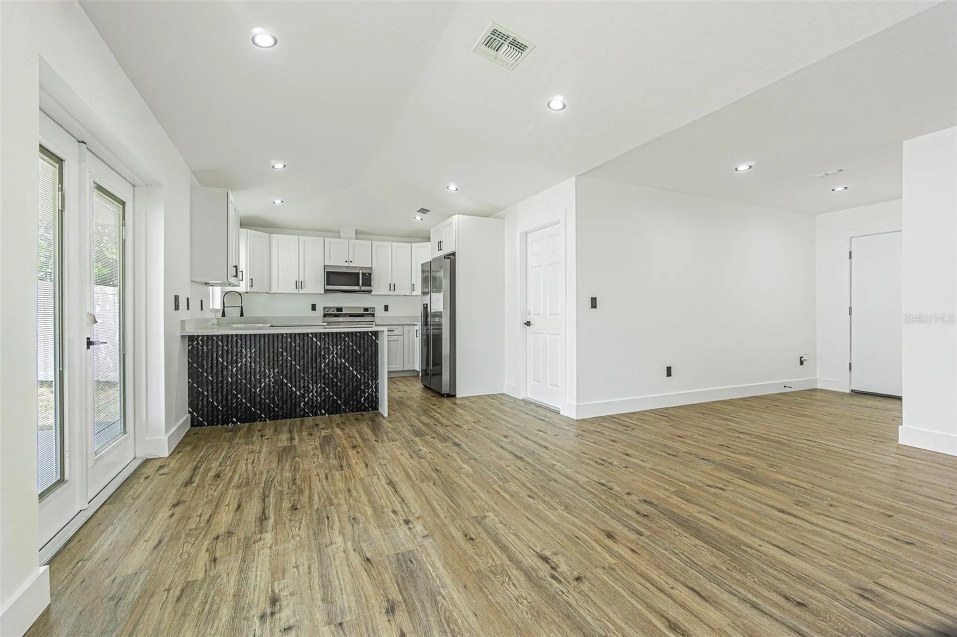 4250 Oak Bluff Avenue Holiday FL 34691