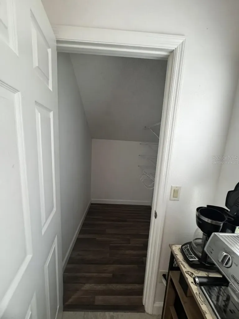 31 Deacon Jones Boulevard Orlando FL 32810
