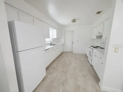 31 Deacon Jones Boulevard Orlando FL 32810
