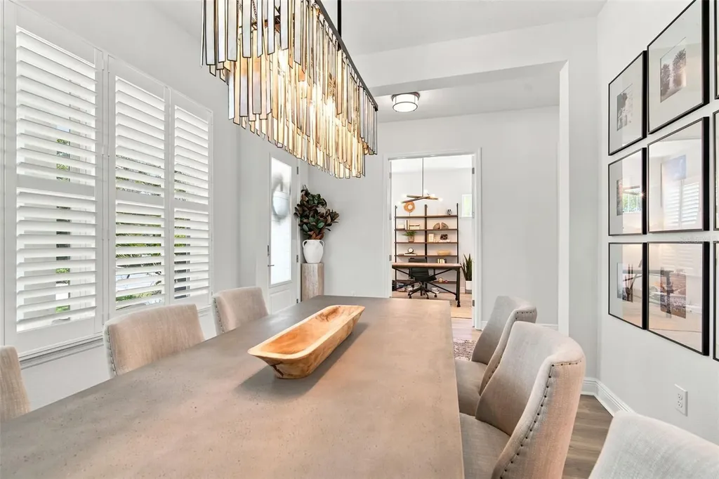 312 35th Avenue NE St Petersburg FL 33704
