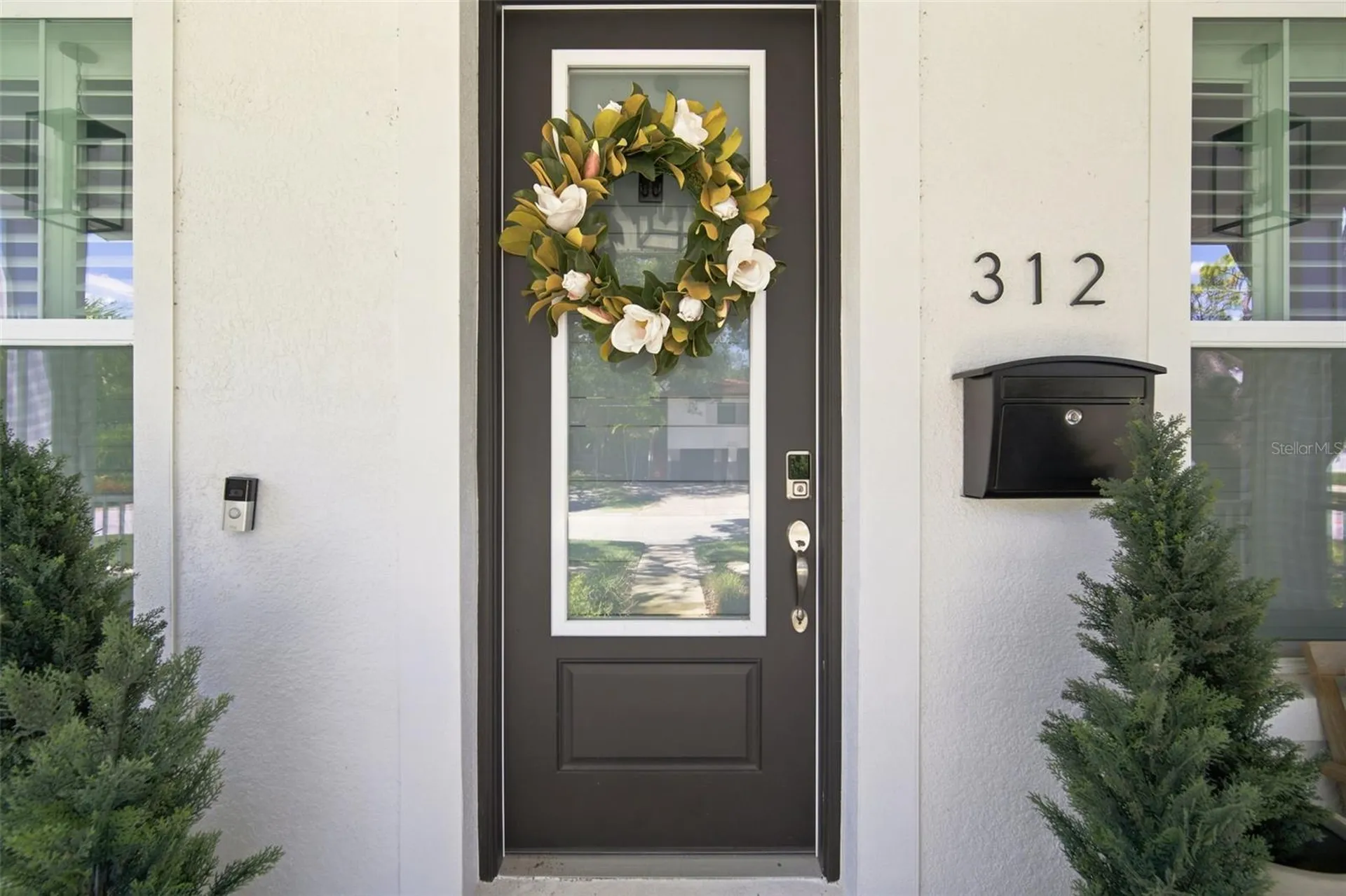 312 35th Avenue NE St Petersburg FL 33704