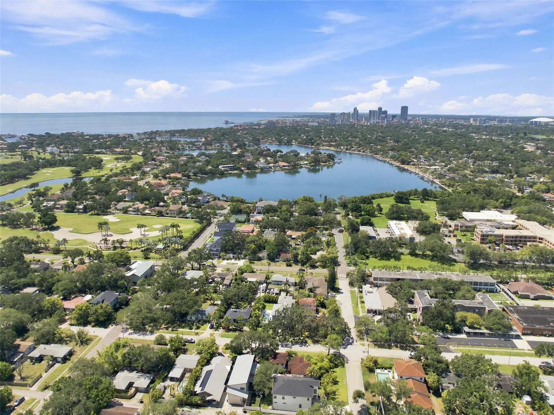 312 35th Avenue NE St Petersburg FL 33704