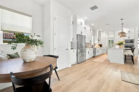 312 35th Avenue NE St Petersburg FL 33704