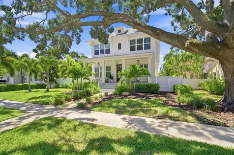 312 35th Avenue NE St Petersburg FL 33704