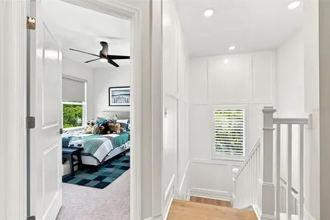 312 35th Avenue NE St Petersburg FL 33704