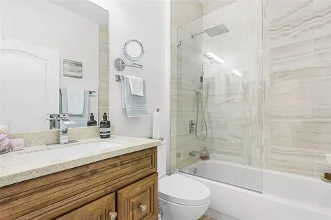 3111 43rd Avenue E Bradenton FL 34208