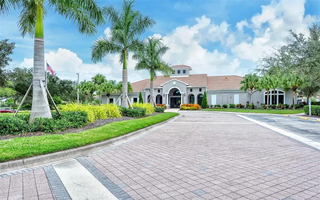 4451 Kariba Lake Terrace Sarasota FL 34243