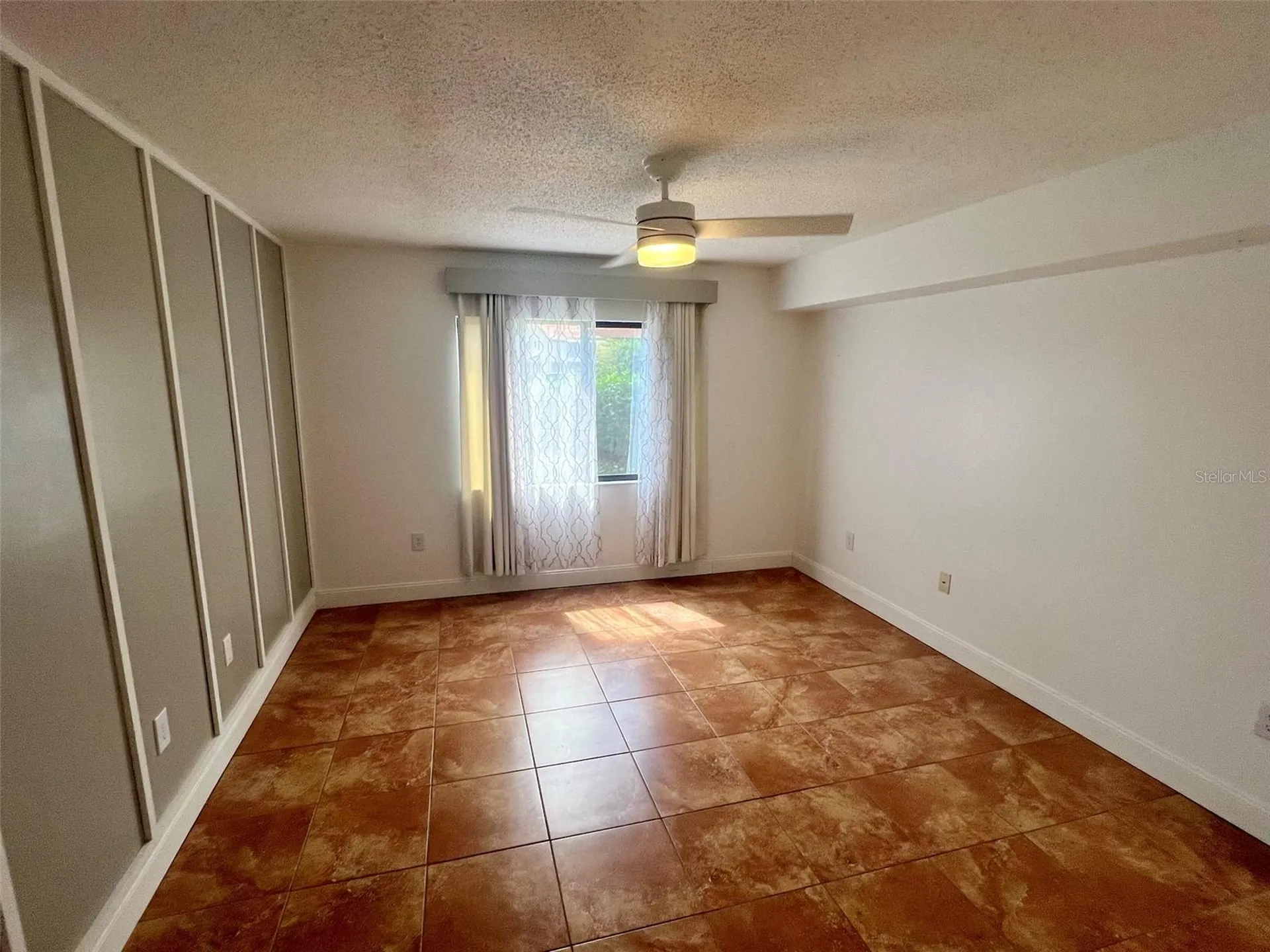 5769 Gardens Drive Sarasota FL 34243