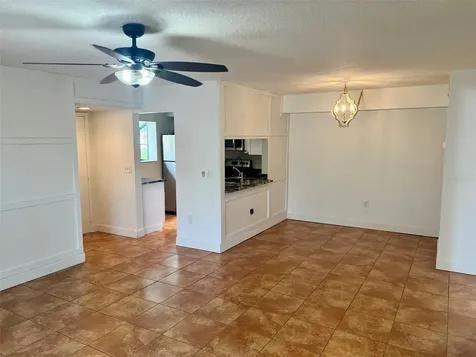 5769 Gardens Drive Sarasota FL 34243