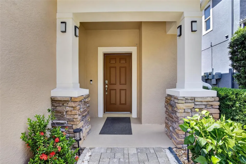 16220 Bayberry View Drive Lithia FL 33547