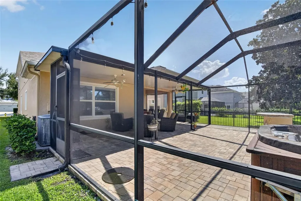16220 Bayberry View Drive Lithia FL 33547
