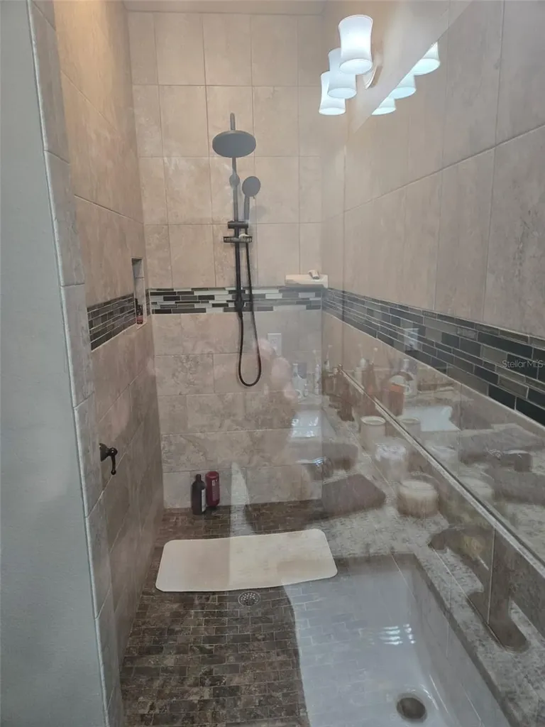 27728 Lisa Drive Tavares FL 32778