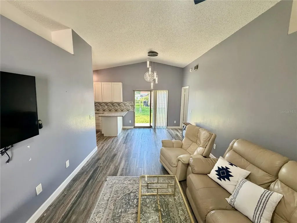 2604 W Kirby Street Tampa FL 33614