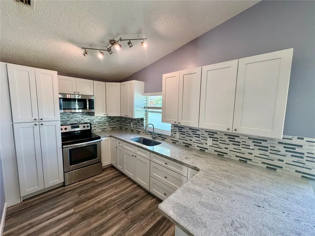 2604 W Kirby Street Tampa FL 33614