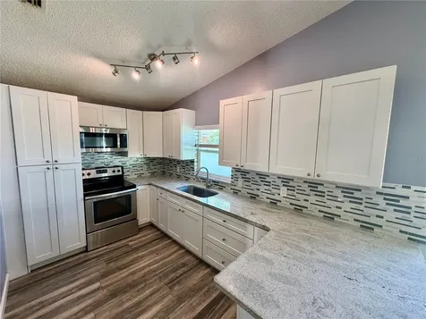 2604 W Kirby Street Tampa FL 33614
