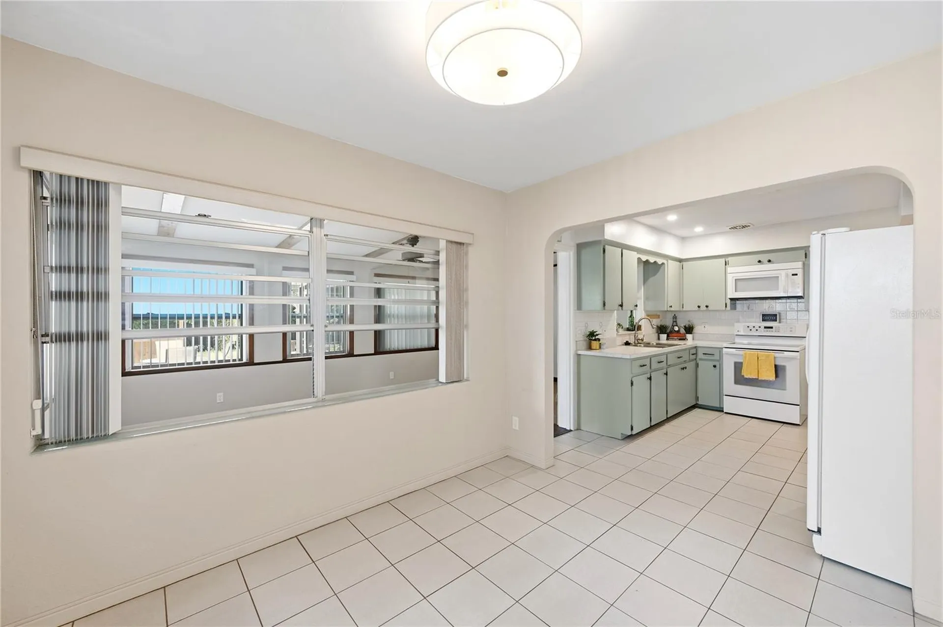 3611 9th Avenue N St Petersburg FL 33713