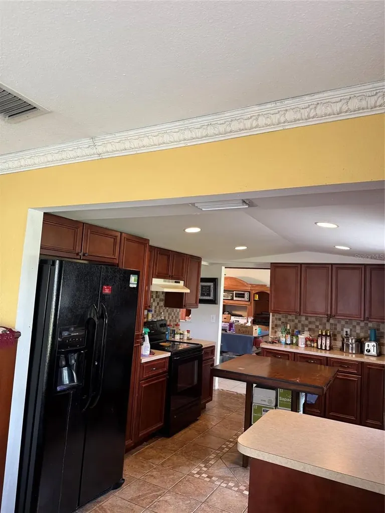 915 Hillside Court S Winter Haven FL 33881