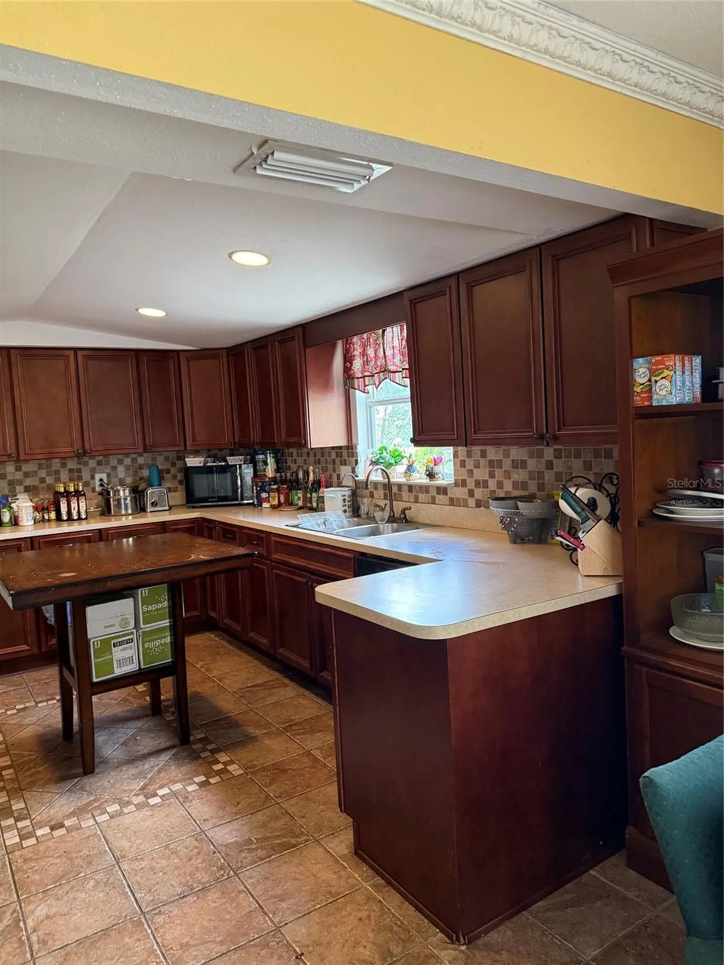 915 Hillside Court S Winter Haven FL 33881
