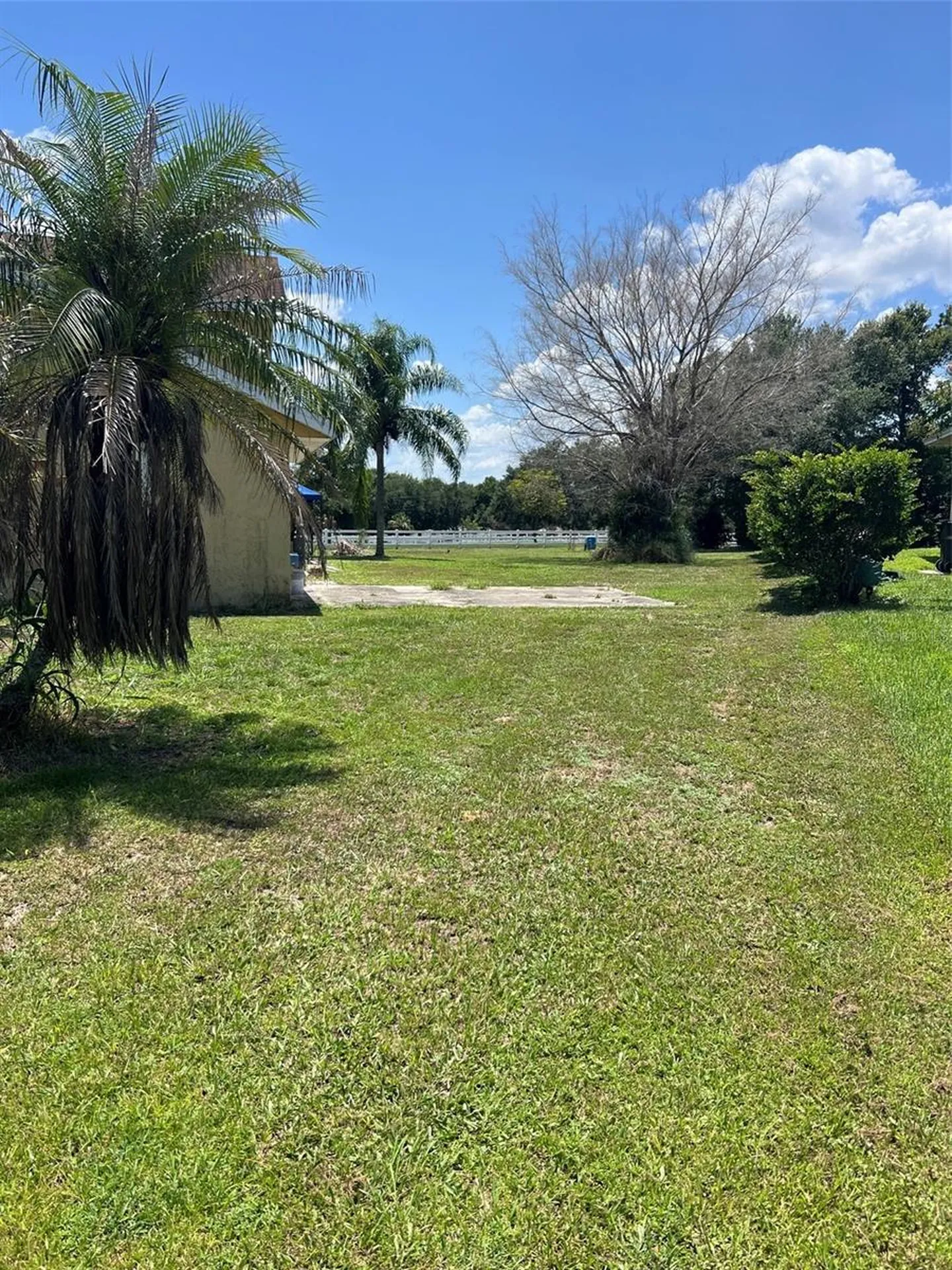 915 Hillside Court S Winter Haven FL 33881