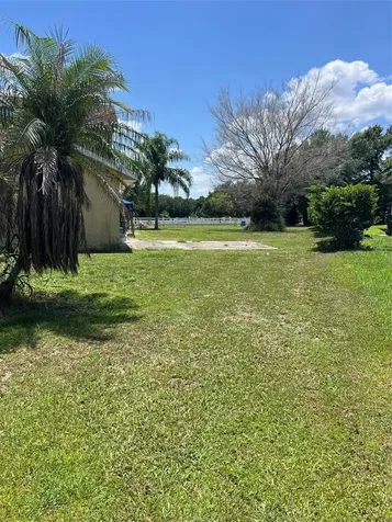 915 Hillside Court S Winter Haven FL 33881