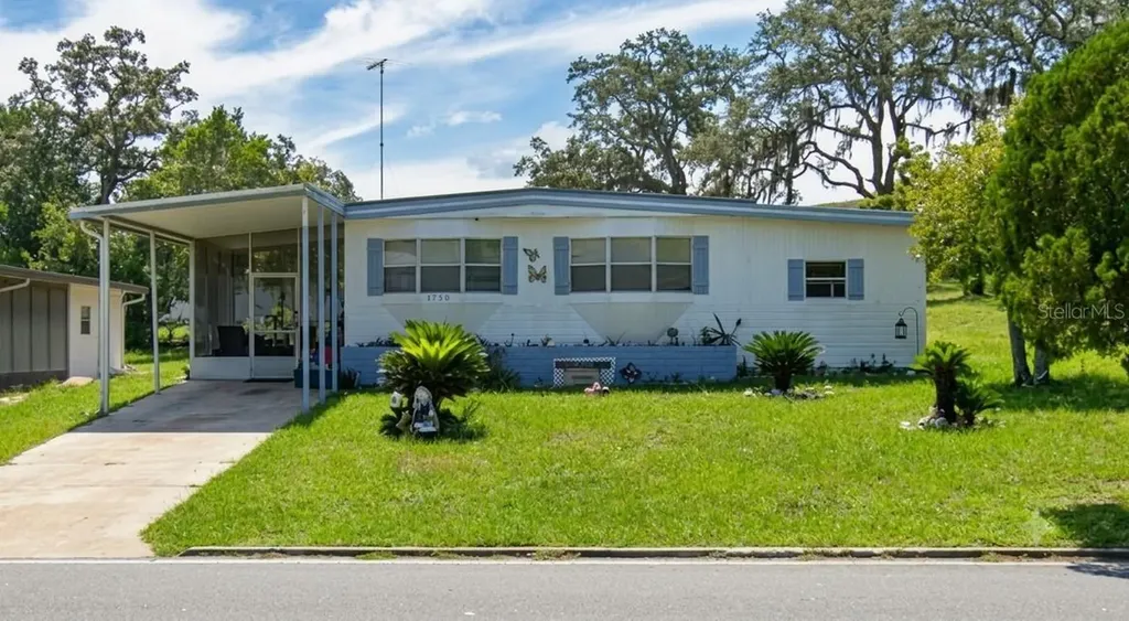8759 Highpoint Boulevard Brooksville FL 34613