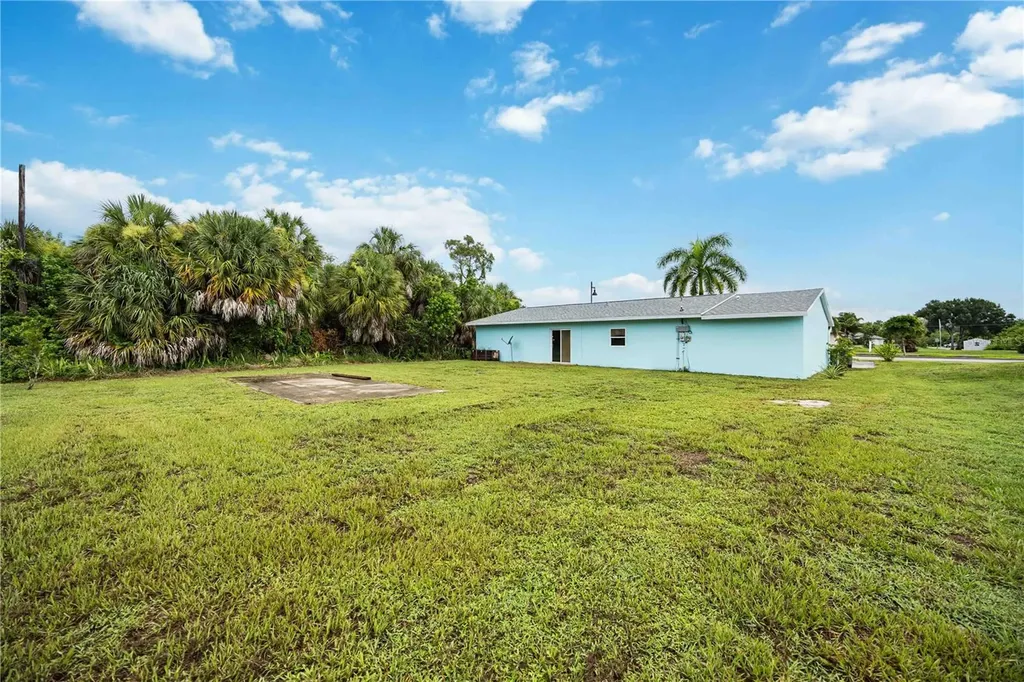 19367 Edgewater Drive Port Charlotte FL 33948