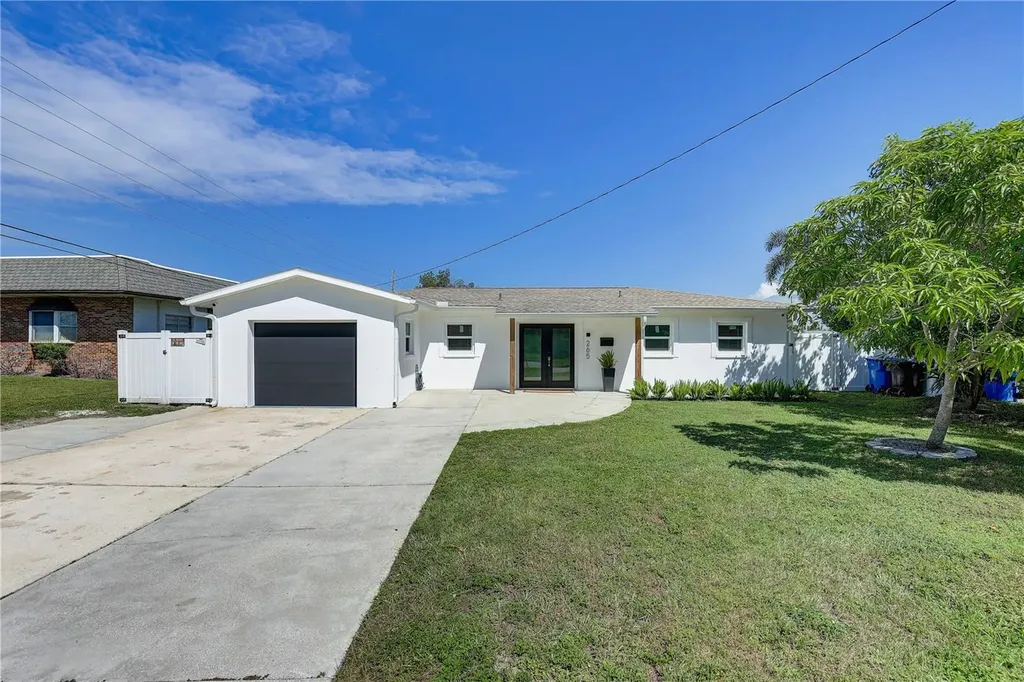 265 96th Avenue N St Petersburg FL 33702