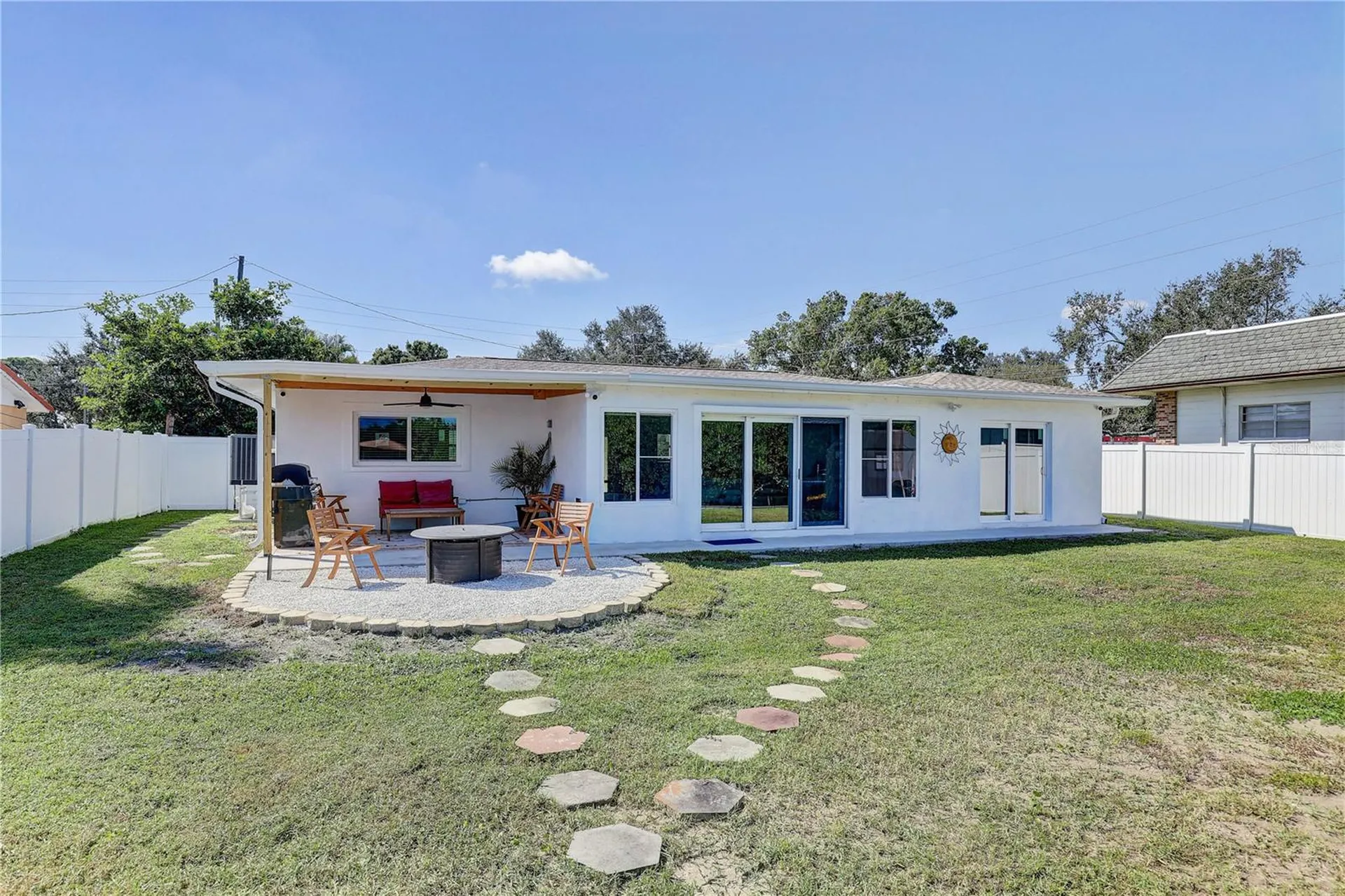 265 96th Avenue N St Petersburg FL 33702