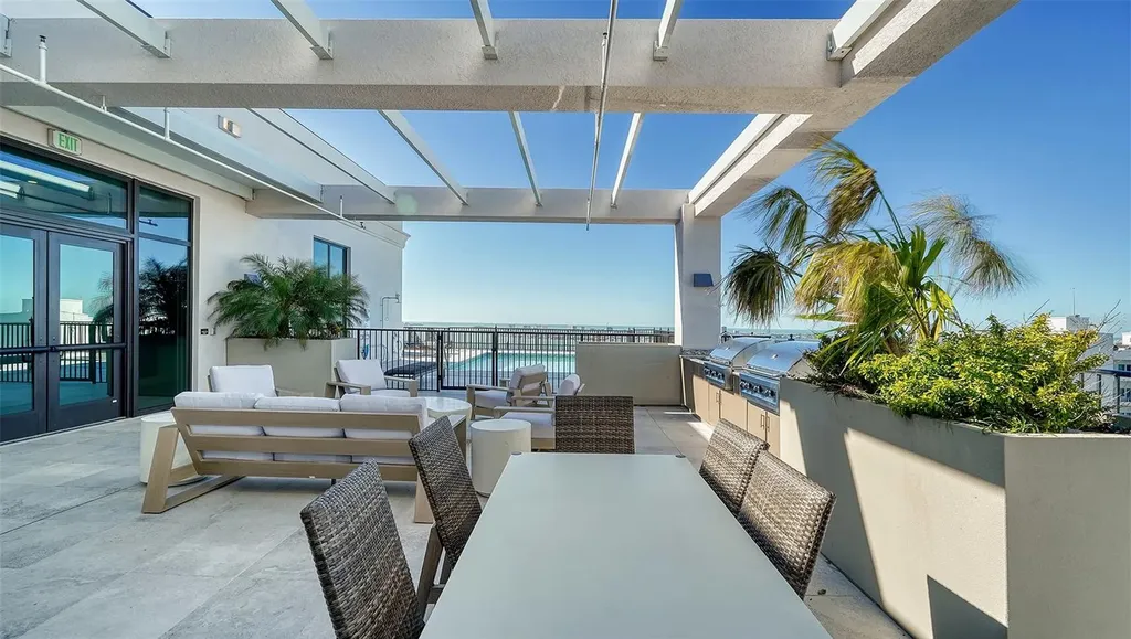33 S Palm Avenue Sarasota FL 34236