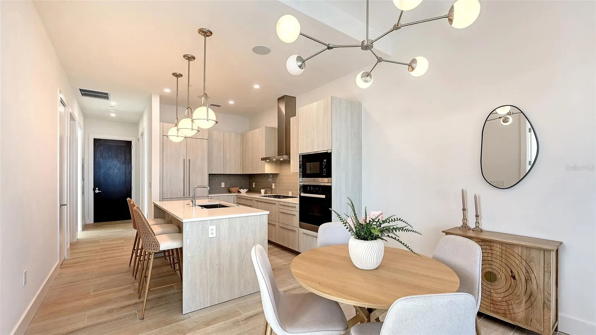 33 S Palm Avenue Sarasota FL 34236