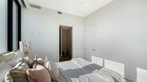 33 S Palm Avenue Sarasota FL 34236