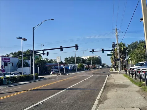 1315 12th Avenue W Bradenton FL 34205