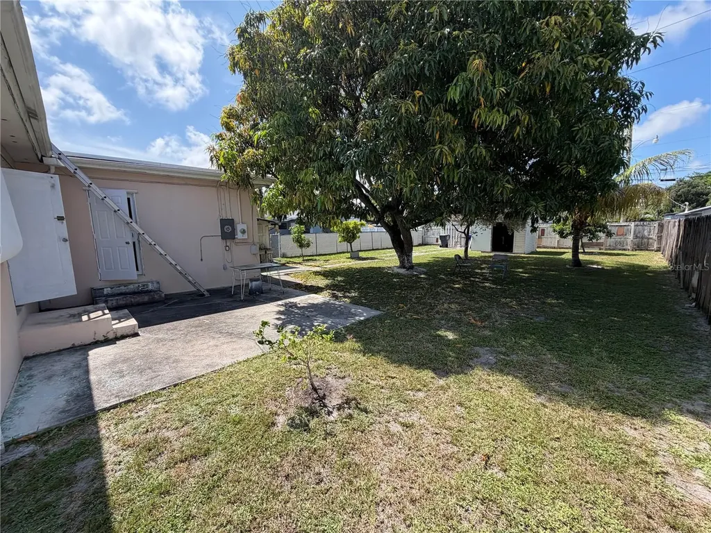 2447 Arthur Street Hollywood FL 33020