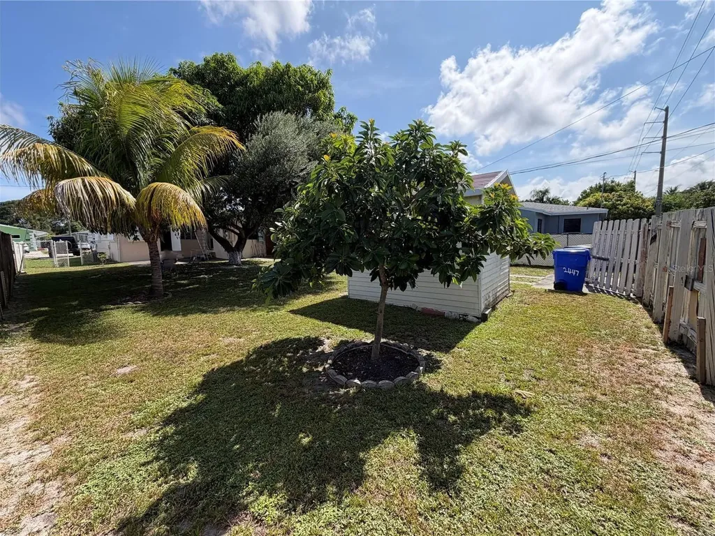 2447 Arthur Street Hollywood FL 33020
